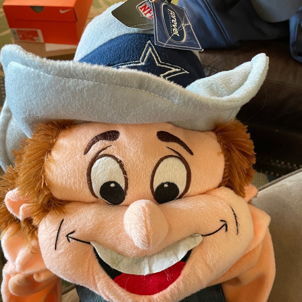 Dallas Cowboys mascot hat.